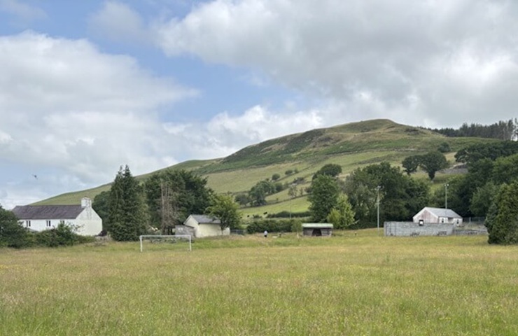 Caeau Hamdden ac Adeiladau Maesyfelin, Llanafan