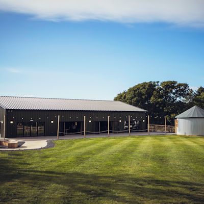 Yr Ysgubor, Fferm Bargoed, Llwyncelyn